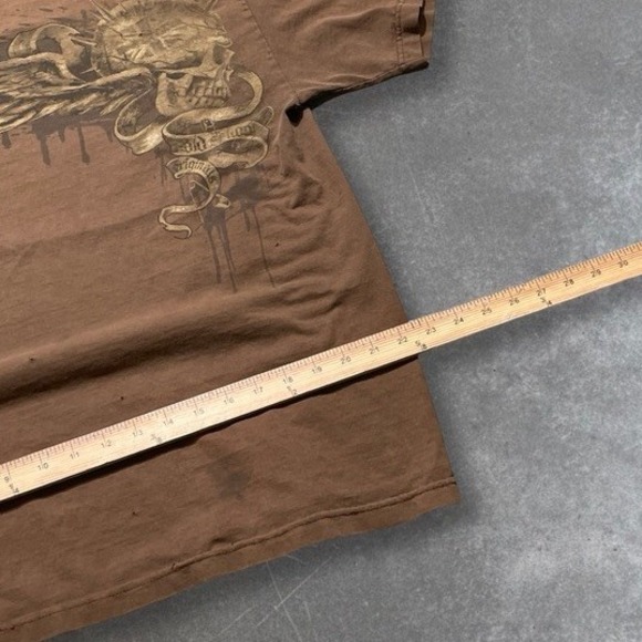 Mens Brown Graphic T Shirt Skull Wings Distressed Faded Grunge Style - Picture 5 of 6